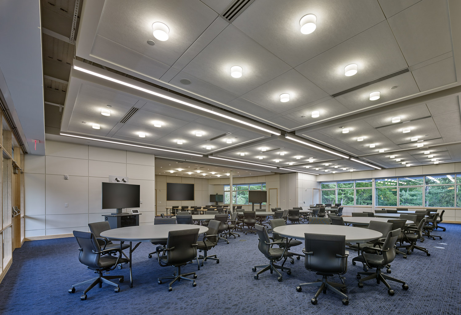 Flatiron Building Company Proven History of Outstanding Performance